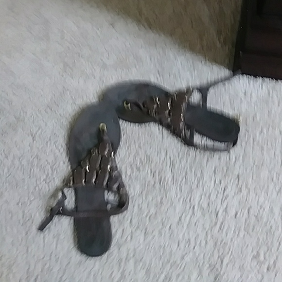 Sandals - Picture 2 of 3